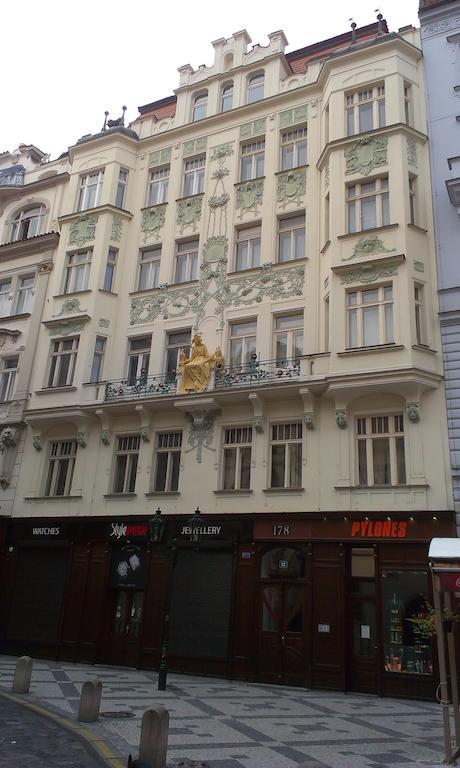 Charles IV Apartments Prague Luaran gambar