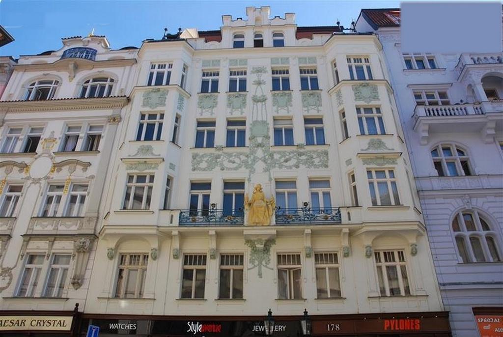Charles IV Apartments Prague Luaran gambar