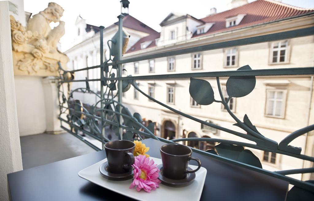 Charles IV Apartments Prague Luaran gambar