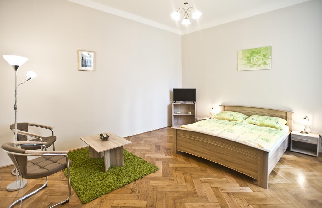 Charles IV Apartments Prague Luaran gambar
